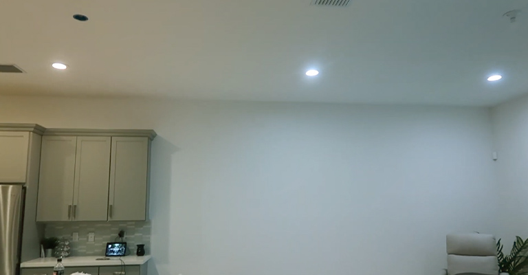 What Are Daylight Bulbs Used For