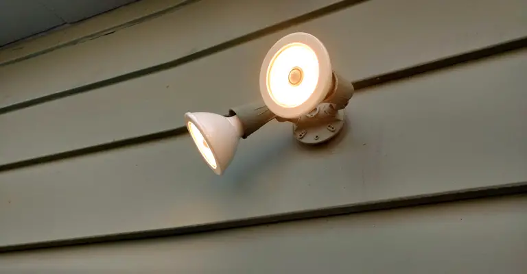 Sengled LED Bulb with Motion Sensor, PAR38 Smart Security Floodlight Bulb 3000, 1050 Lumens, Waterproof for Outdoor Use