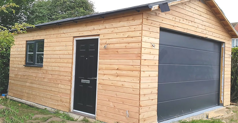 using Wood To Side A Garage