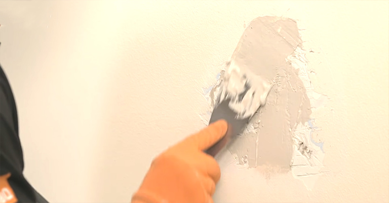 Repair A Plaster Wall The Cheapest Way 