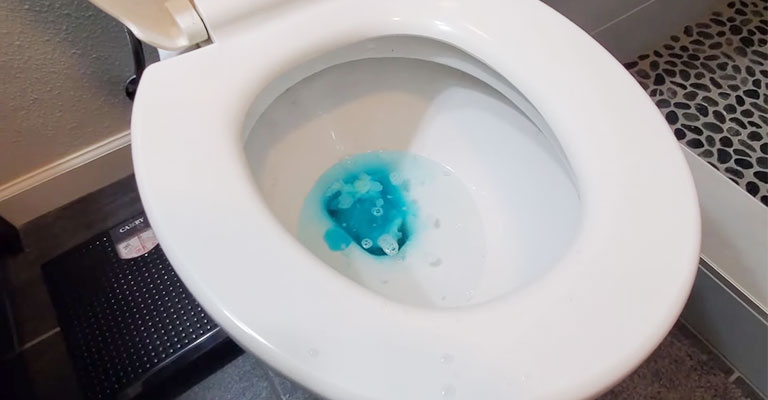 The Toilet Was Accidentally Filled With Ammonia And Bleach