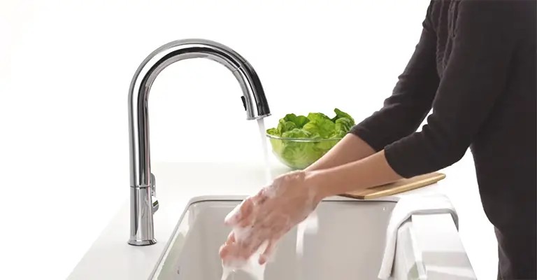 How does the faucet work