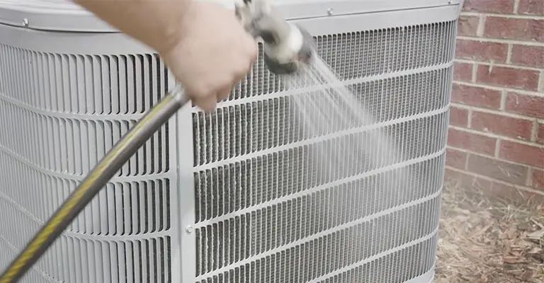 The Best Way To Clean Your Air Conditioner Is To Spray It With Water