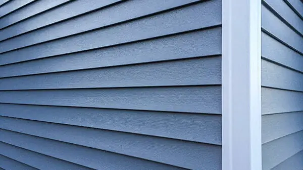 istockphoto 585798424 612x612 1 Vinyl Siding Paint: Unleashing Your Home's Potential