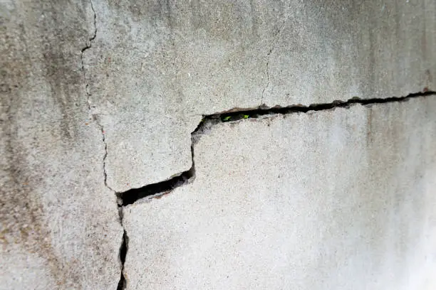 nmh foundation Foundation Cracks: Causes, Diagnosis and Effective Repair Strategies