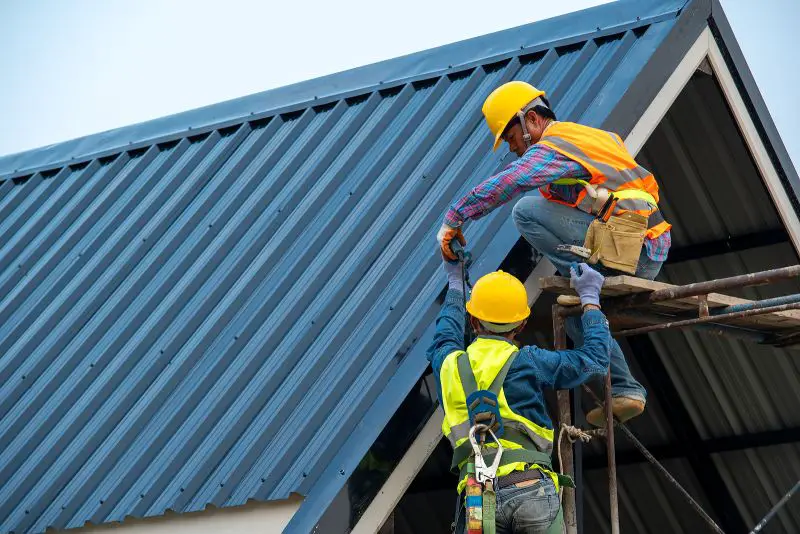 metal roofing How to Insulate and Ventilate a Metal Roof: Best Practices