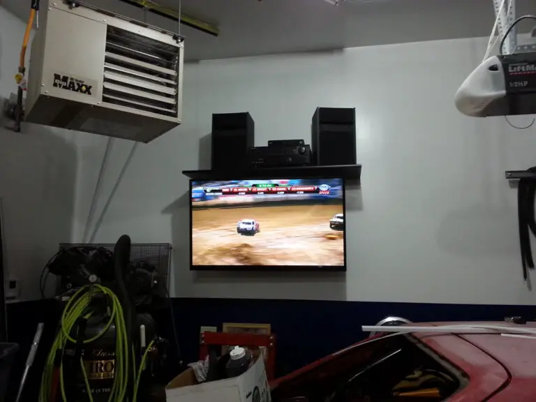 10 Innovative Garage TV Ideas for the Ultimate Man Cave