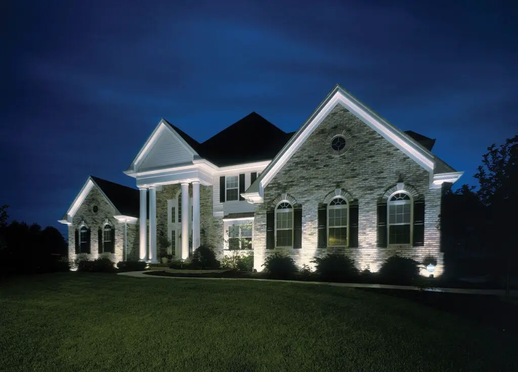 outdoor lighting A Brighter Tomorrow: Outdoor Lighting for Your Home's Transformation