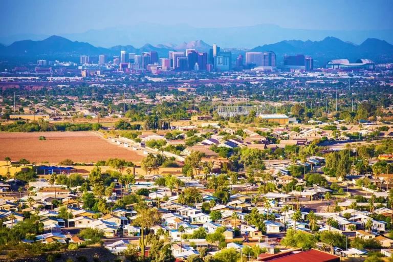 What is the Cost of Living in Phoenix, AZ?