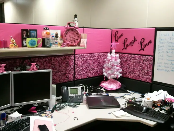 Transforming Your Workspace: A Guide to Creative Cubicle Decor
