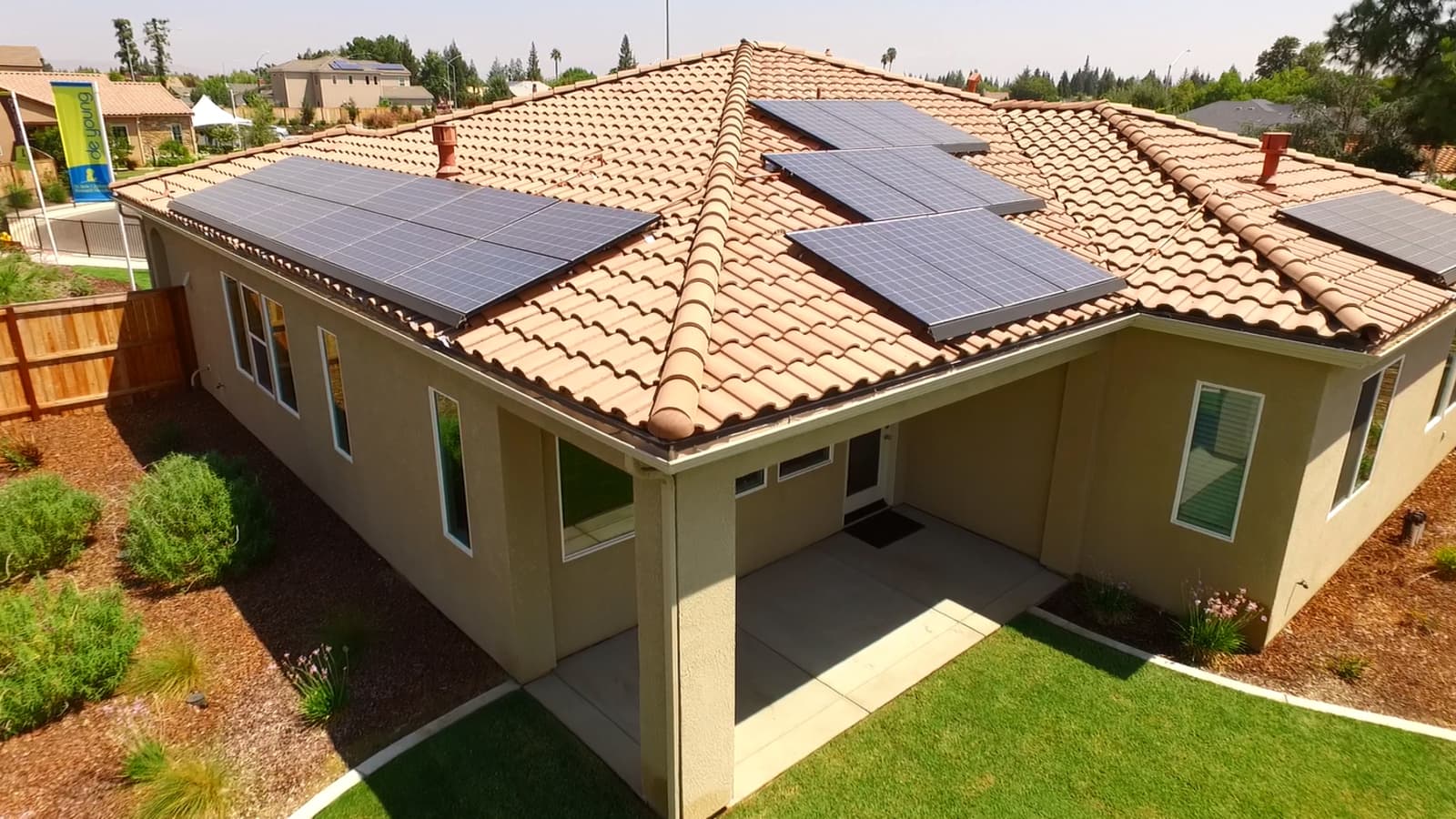 solar panel roof Integrating Solar Panels into Modern Home Design: A Sustainable Approach