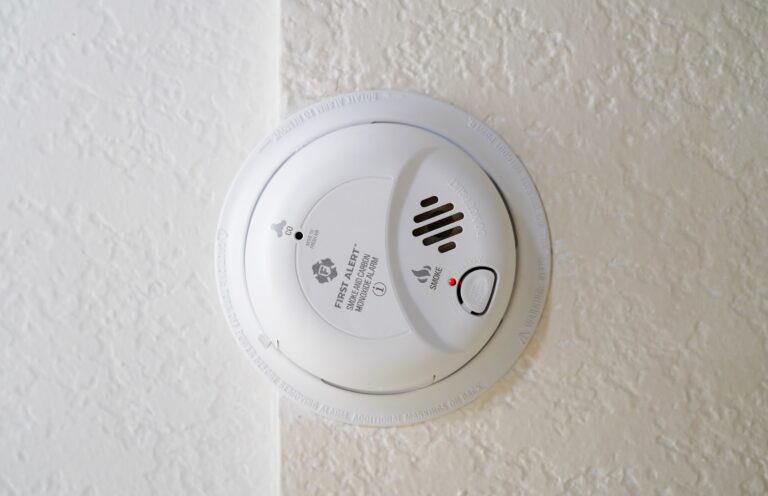 How to Change Battery in Smoke Detector